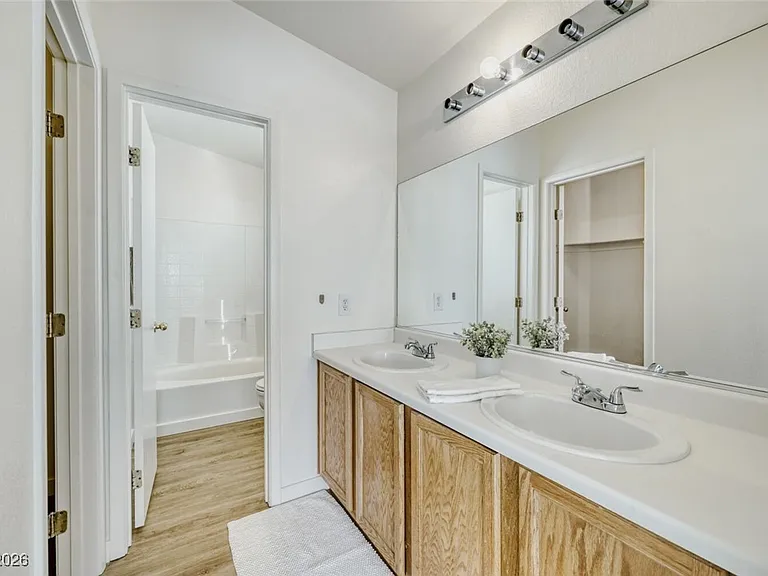 2572 Land Rush Dr #0 — Photo 11
