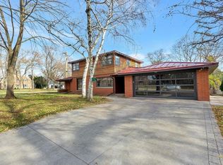 427 Park Dr, Neenah, WI 54956