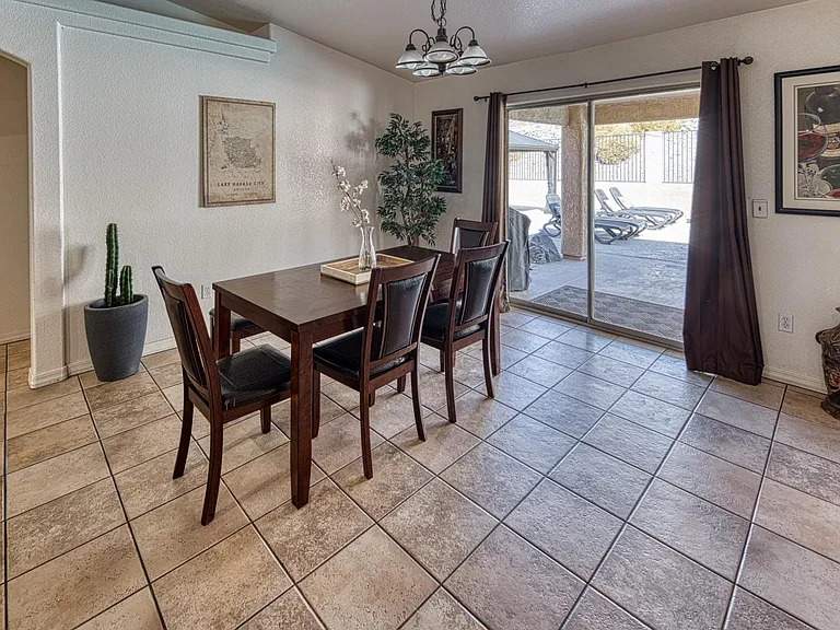 1781 Cabana Dr — Photo 6