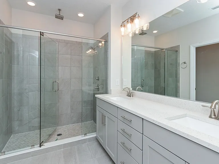 2708 W North B St #2 — Photo 6