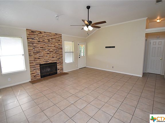 4th image of 3904 Carolyn Dr
