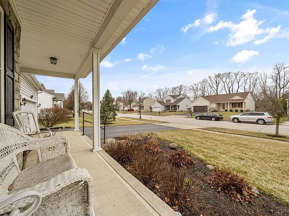 2nd image of 3889 Black Pine Dr