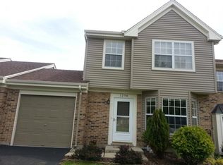 1294 Robin Dr, Carol Stream, IL