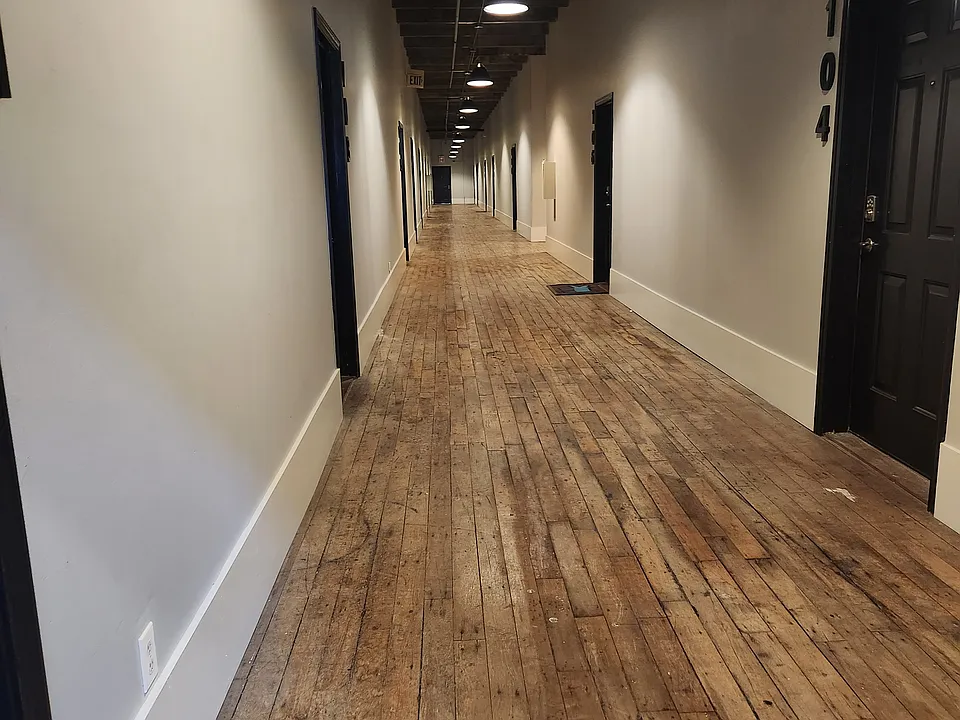 1 bed, 1.0 bath, 454 sqft, $850