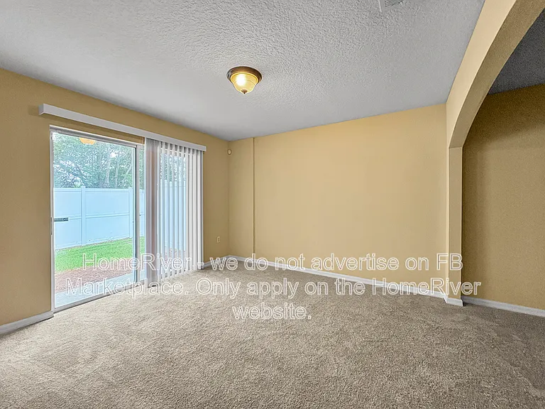 7409 Palm Hills Dr — Photo 5