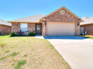 10624 SW 32nd, Yukon, OK 73099