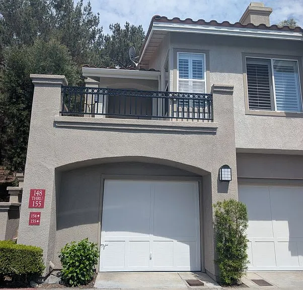 154 California Ct — Photo 2