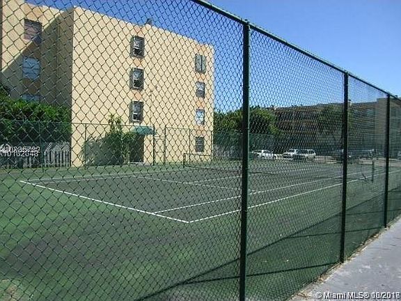 4th image of 5705 W 20th Ave #1