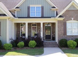 1005 Agio Ct, Zebulon, NC 27597