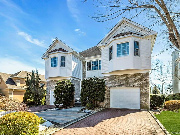 2nd image of 58 Stone Hill Drive S
