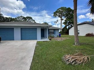 1217 Schumann Dr #B, Sebastian, FL 32958