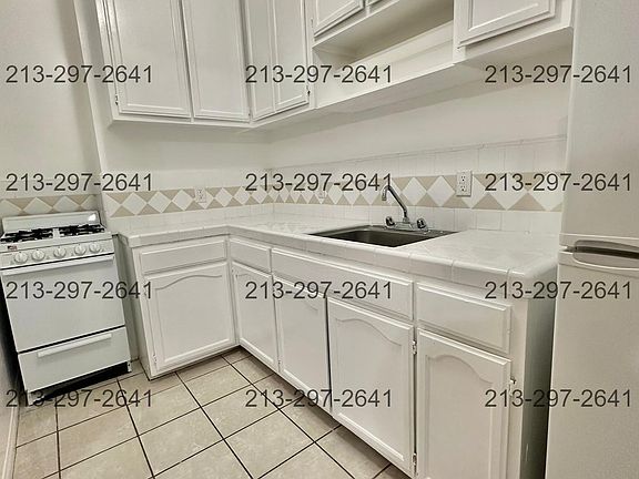 3rd image of 846 S Serrano Ave APT 203