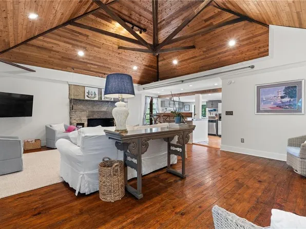 4010 Lower Roswell Rd, Marietta, GA 30068