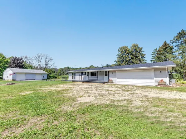 5085 N County Road P, New Franken, WI 54229