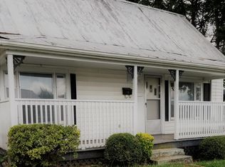 616 Pine St E, Johnson City, TN 37601