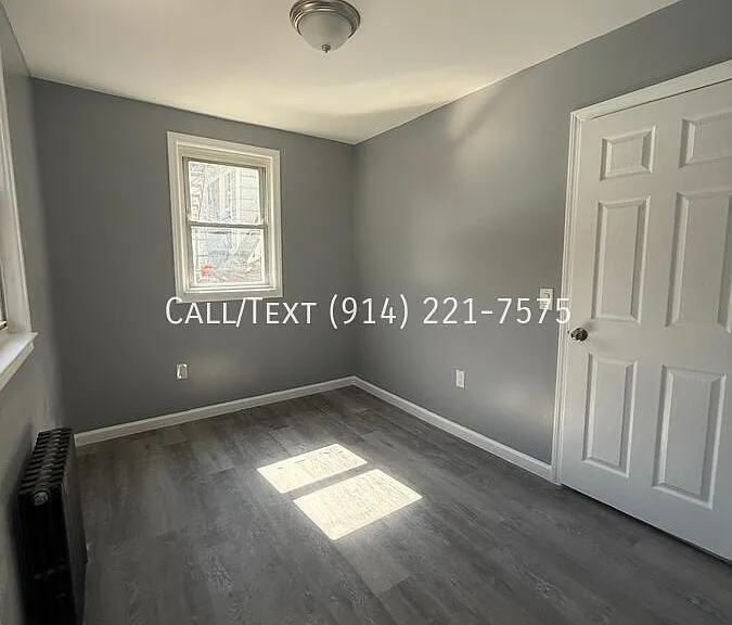 76 Bruce Ave #2R — Photo 1
