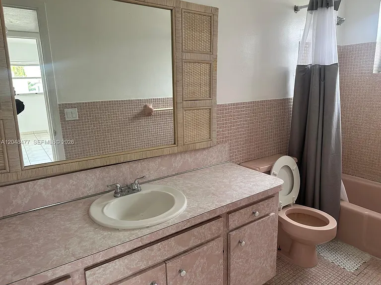 7860 Harding Ave #4B — Photo 7