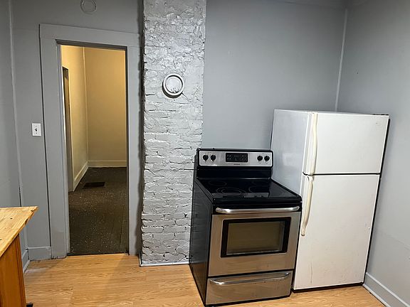 2nd image of 246 Indale Ave