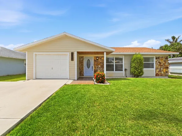 3017 SE Orchid Street, Stuart, FL 34997