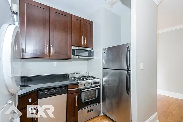 Rented by EXR | media 17