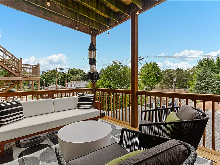 7028 N Ridge Blvd #2S — Photo 21