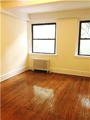 Rented by Siderow Residential Group | media 12