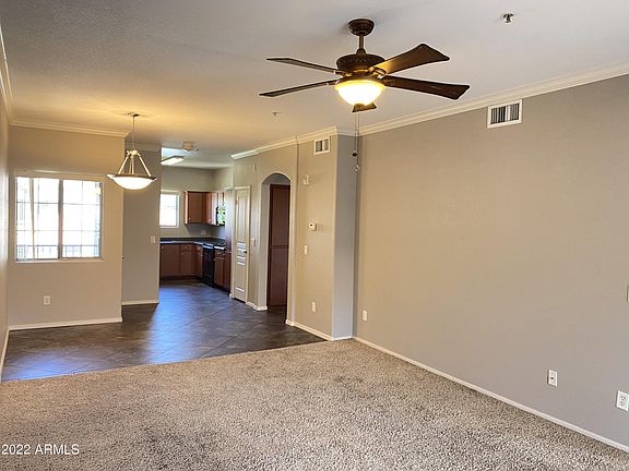4th image of 1941 S Pierpont Dr #2106