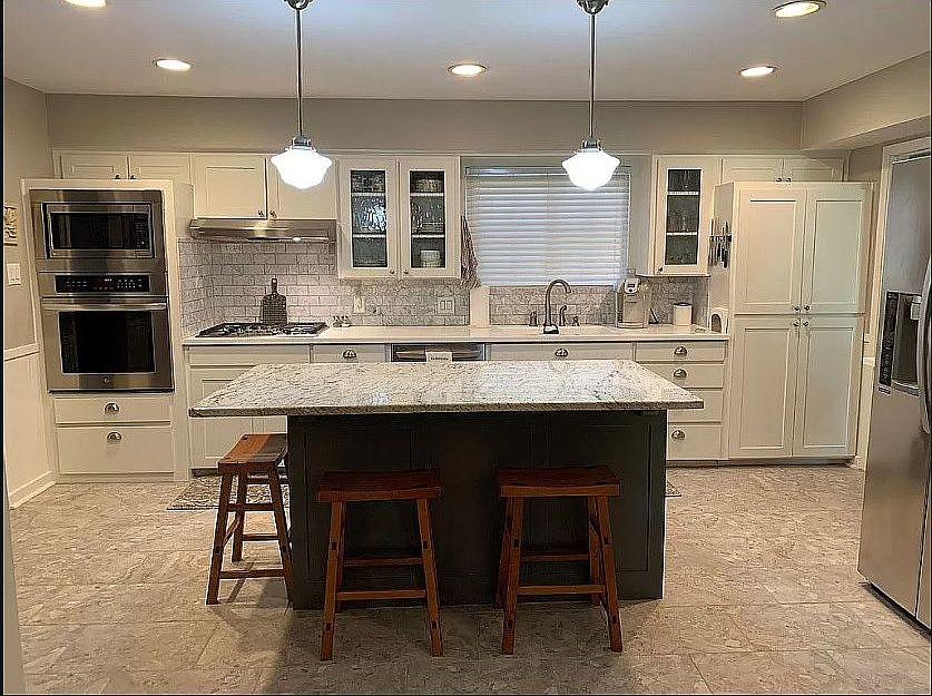 2nd image of 307 Brook Ln