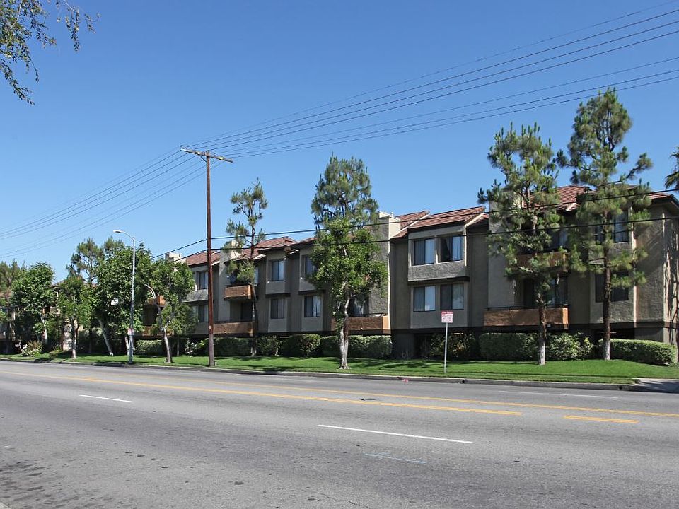 Saticoy Gardens 14955 Saticoy St Van Nuys CA Zillow