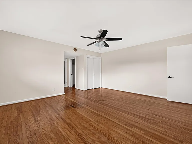 4002 Mischire Dr — Photo 40