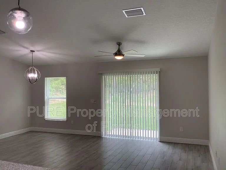 16899 SW 44th Cir — Photo 3
