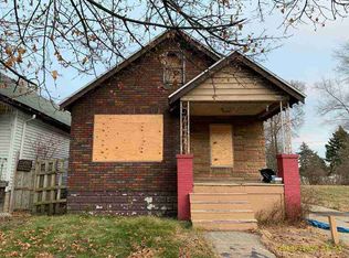 17180 Syracuse St, Hamtramck, MI 48212