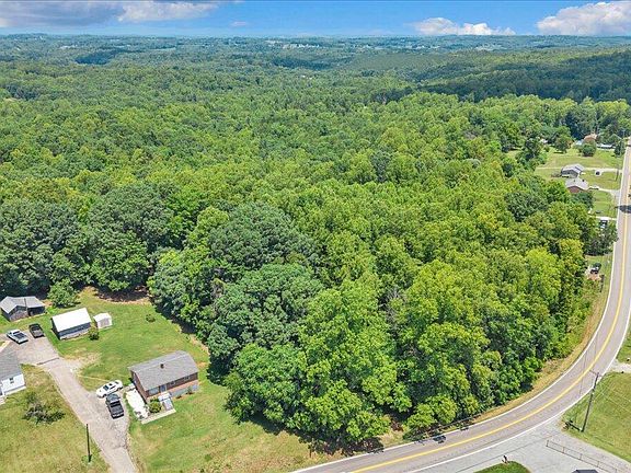 3rd image of 585 Doe Run Rd Lot 3