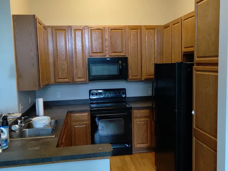 4904 Bluff Heights Trl SE — Photo 3