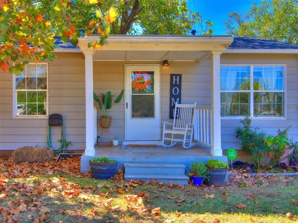 202 SE 2nd St, Blanchard, OK 73010