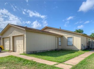 6906 Deep Cir #A, Austin, TX 78744