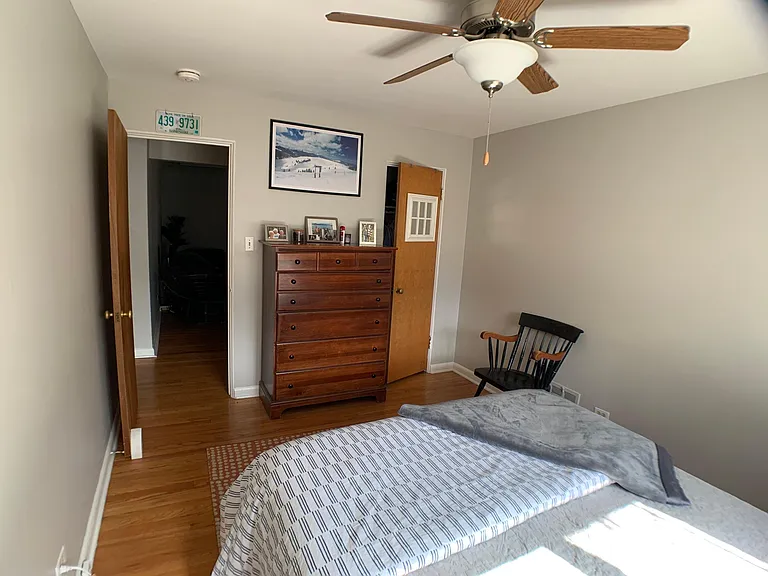 727 Clermont St — Photo 13