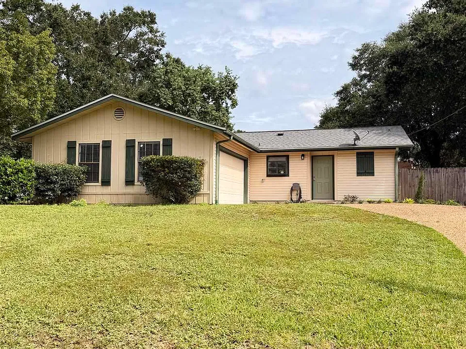 4188 Aqua Vista Dr