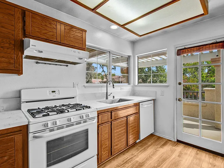 23930 Arroyo Park Dr #109 — Photo 6