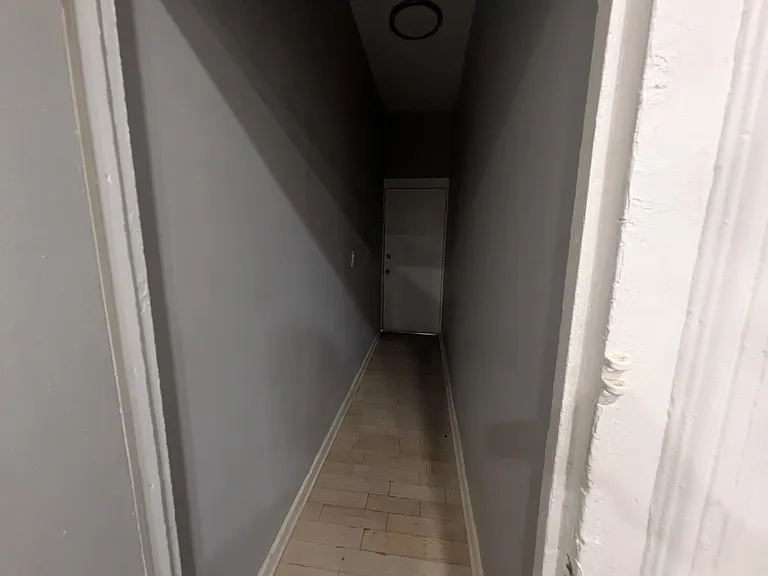 235 Davenport Ave #1B — Photo 3