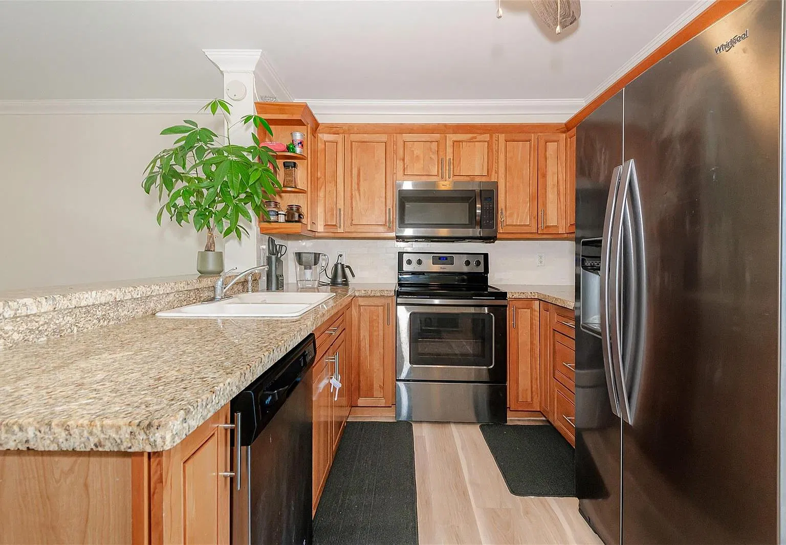 2 bed, 2.5 bath, 1088 sqft, $2,700 — Photo 1
