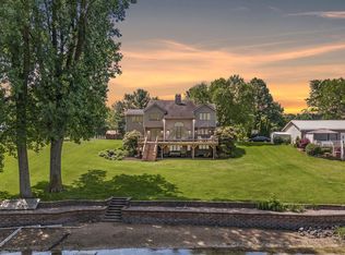 2716 E Lapoint Dr, Milford, IN