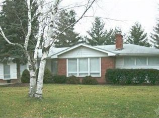 4725 Derome Dr, Fort Wayne, IN 46835