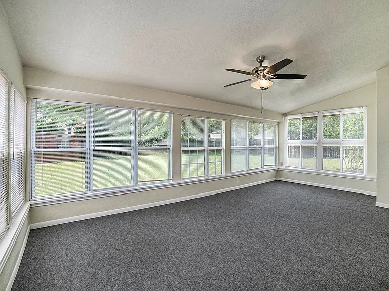 2940 Flamingo Cir — Photo 21