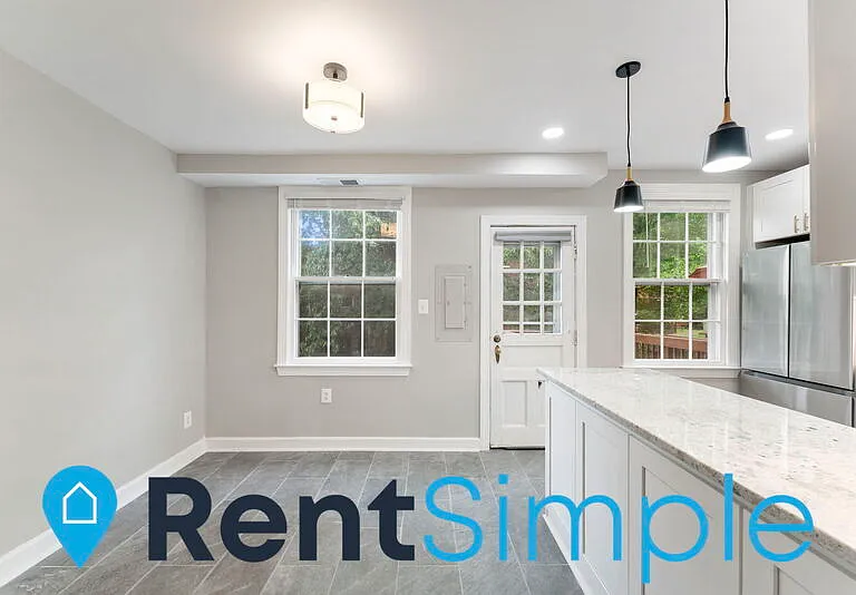 1300 S Barton St #338 — Photo 26