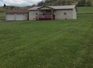 4060 Baptist Valley Rd, Cedar Bluff, VA 24609