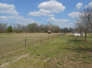 842 McIver Rd, Lumber Bridge, NC 28357