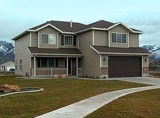 385 Hammond Ln, Providence, UT 84332
