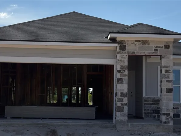 5526 Harriet St, Bryan, TX 77807