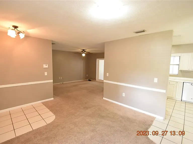 604 Southwood Cv — Photo 10